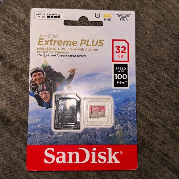 SANDISK EXTREME PLUS MICRO SDXC UHS-32GB 100MB/s MEMORY CARD WITH ADAPTER - Picture 1 of 3